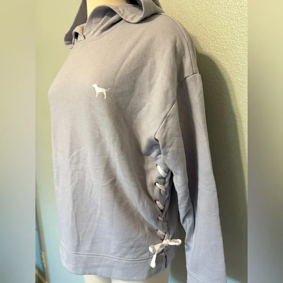 PINK‎ Victoria's Secret Light Gray Hoodie with Dog Emblem - Picture 2 of 5